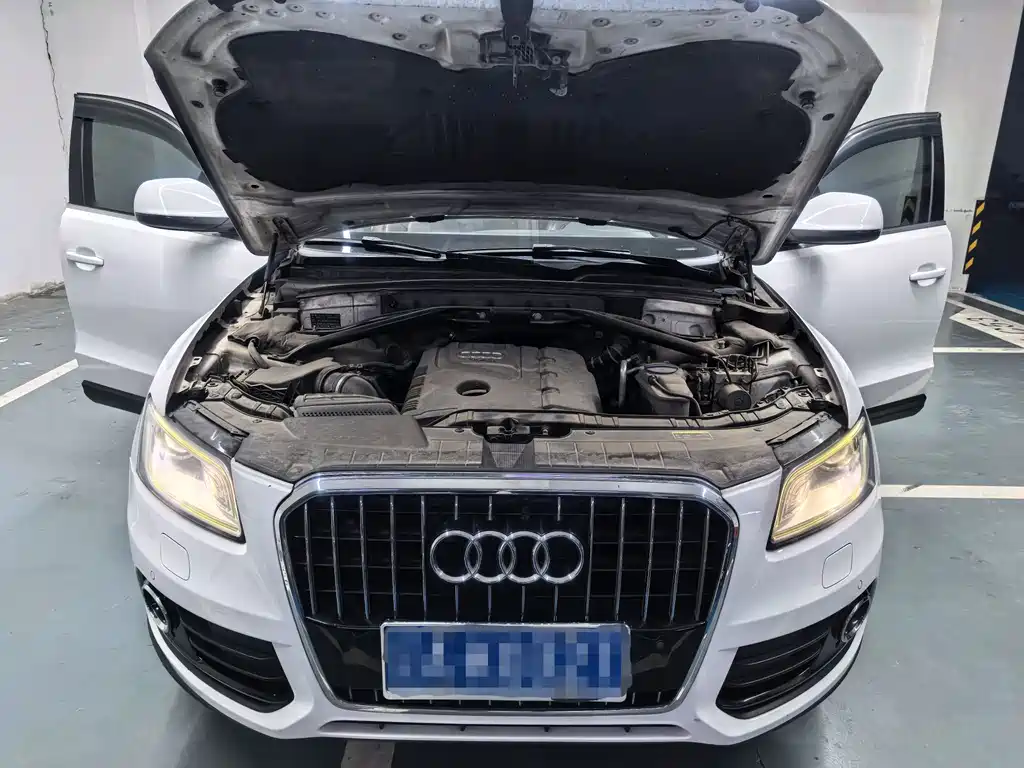 Audi Audi Q5 2013 40 TFSI Technology Package 2014 - thumbnail 6