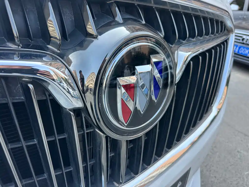 Buick Buick GL8 2018 ES 28T Flagship Model China VI 2019 - thumbnail 4