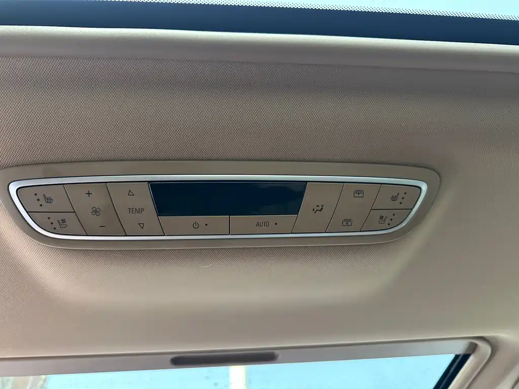 Buick Buick GL8 2018 ES 28T Flagship Model China VI 2019 - thumbnail 24