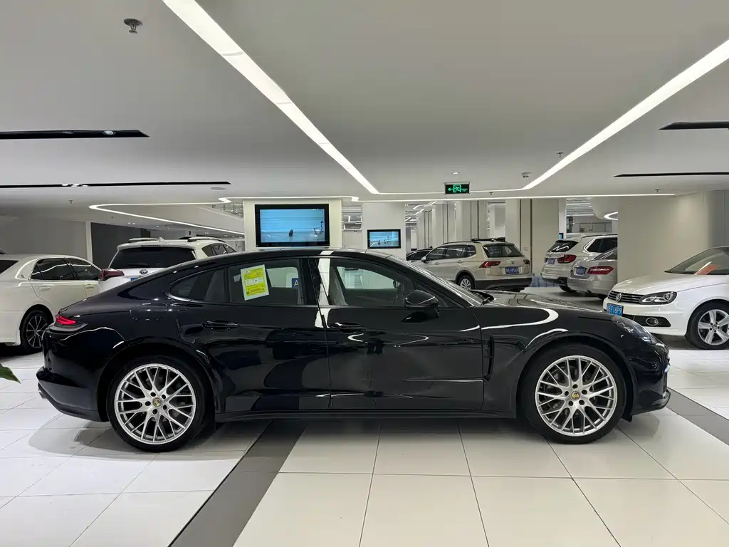Porsche Porsche Panamera 2023 2.9T 2024 - thumbnail 3