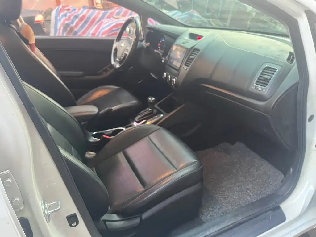 Kia Kia K3 2016 1.6L Automatic DLX 2018 - thumbnail 8