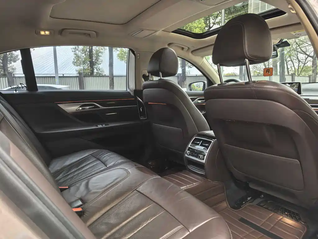 BMW BMW 7 Series 2016 730Li Leading Edition 2017 - thumbnail 6