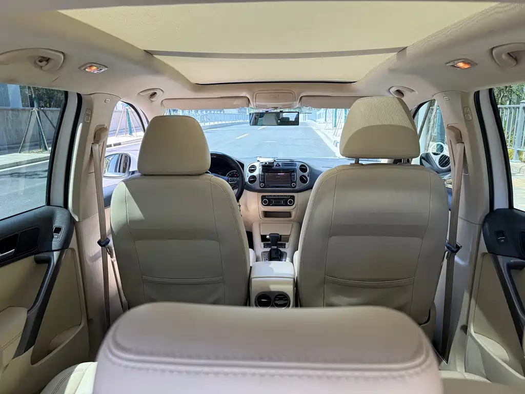 Volkswagen Volkswagen Tiguan 2010 1.8TSI Automatic AWD Elite Edition 2011 - thumbnail 10