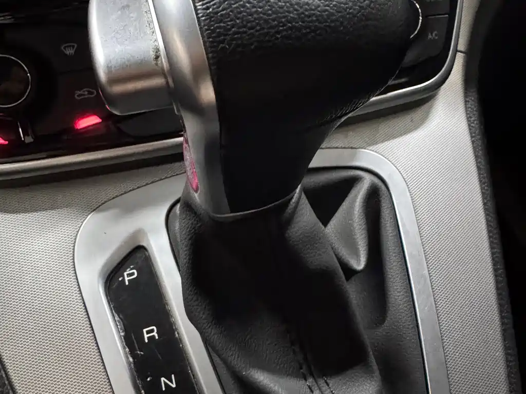 Haval Haval M6 2021 PLUS 1.5T DCT Elite Intelligent Connectivity Model 2021 - thumbnail 19