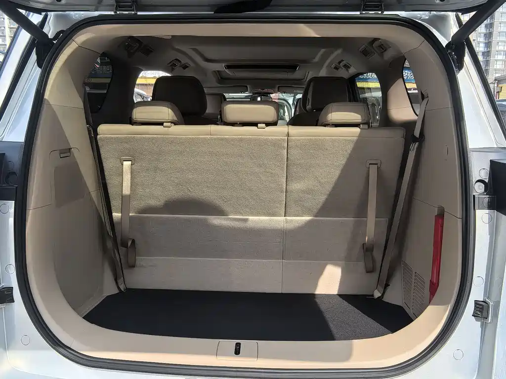 Buick Buick GL8 New Energy 2025 Landshang Premium 7-seater 2025 - thumbnail 12