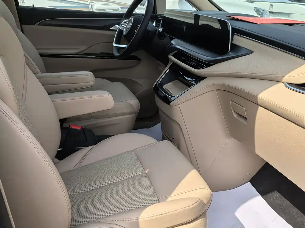 Buick Buick GL8 New Energy 2025 Landshang Premium 7-seater 2025 - thumbnail 14