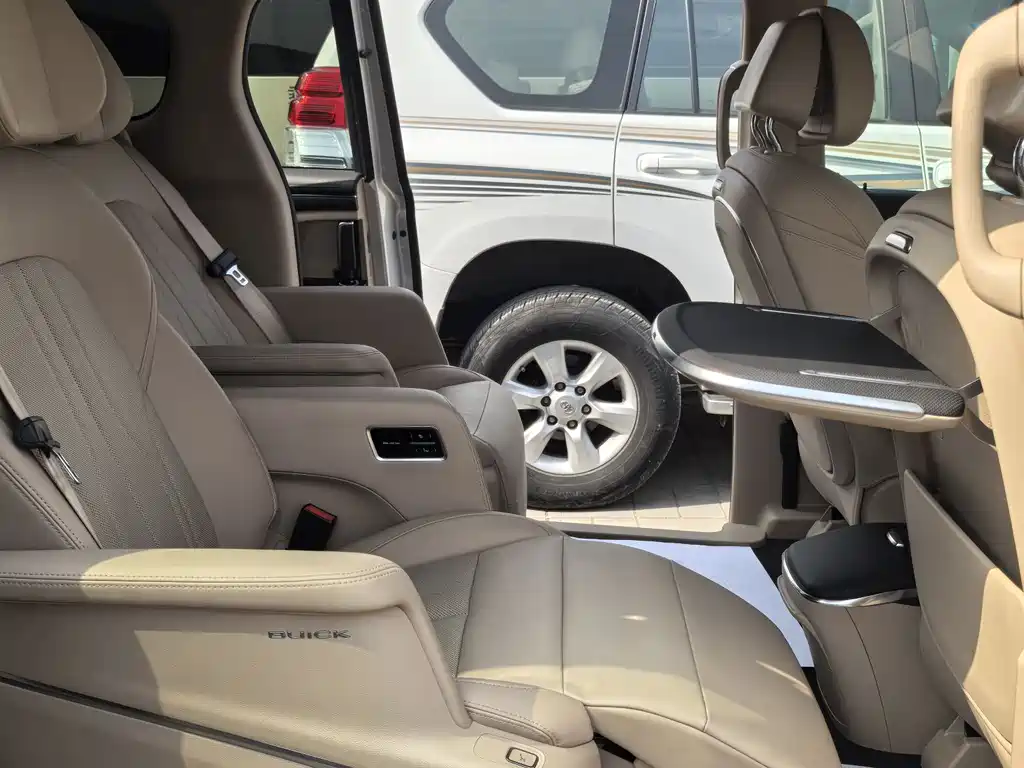 Buick Buick GL8 New Energy 2025 Landshang Premium 7-seater 2025 - thumbnail 15