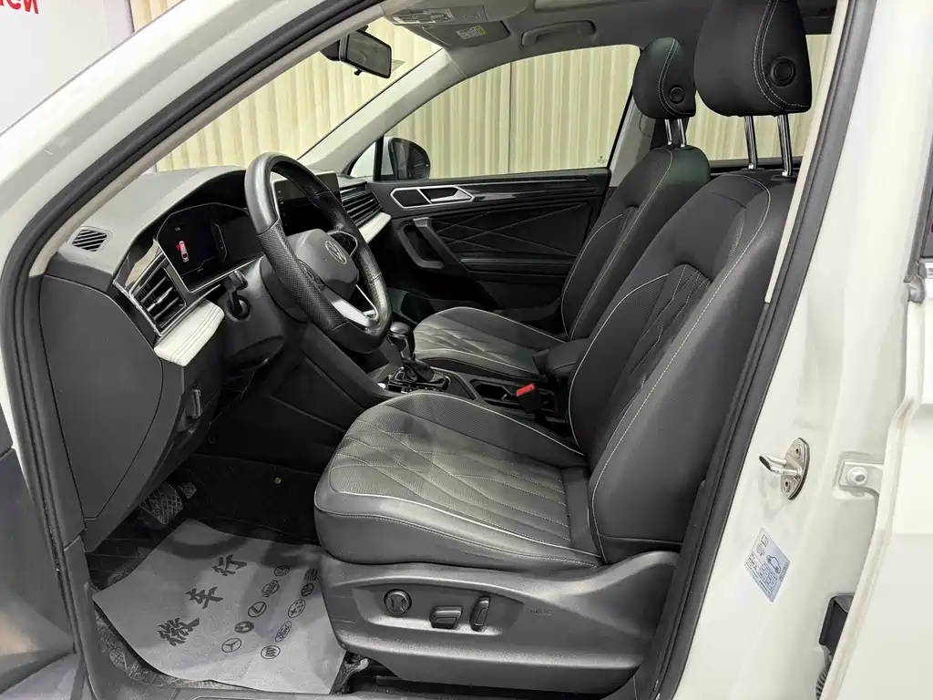 Volkswagen Tiguan L 2023 280TSI Automatic 2WD潮创 Limited Edition 2023 - thumbnail 7