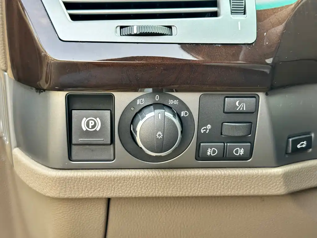BMW BMW 7 Series 2005 740Li 2007 - thumbnail 14