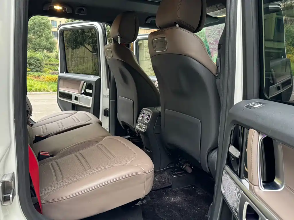 Mercedes-Benz Mercedes-Benz G-Class 2024 G 400 d Euro-spec 2024 - thumbnail 20