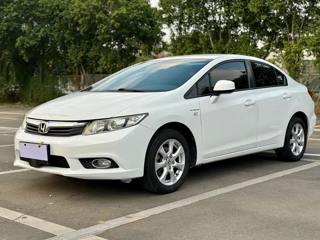 Honda Honda Civic 2013 10th Anniversary 1.8L Automatic Comfort Edition 2014