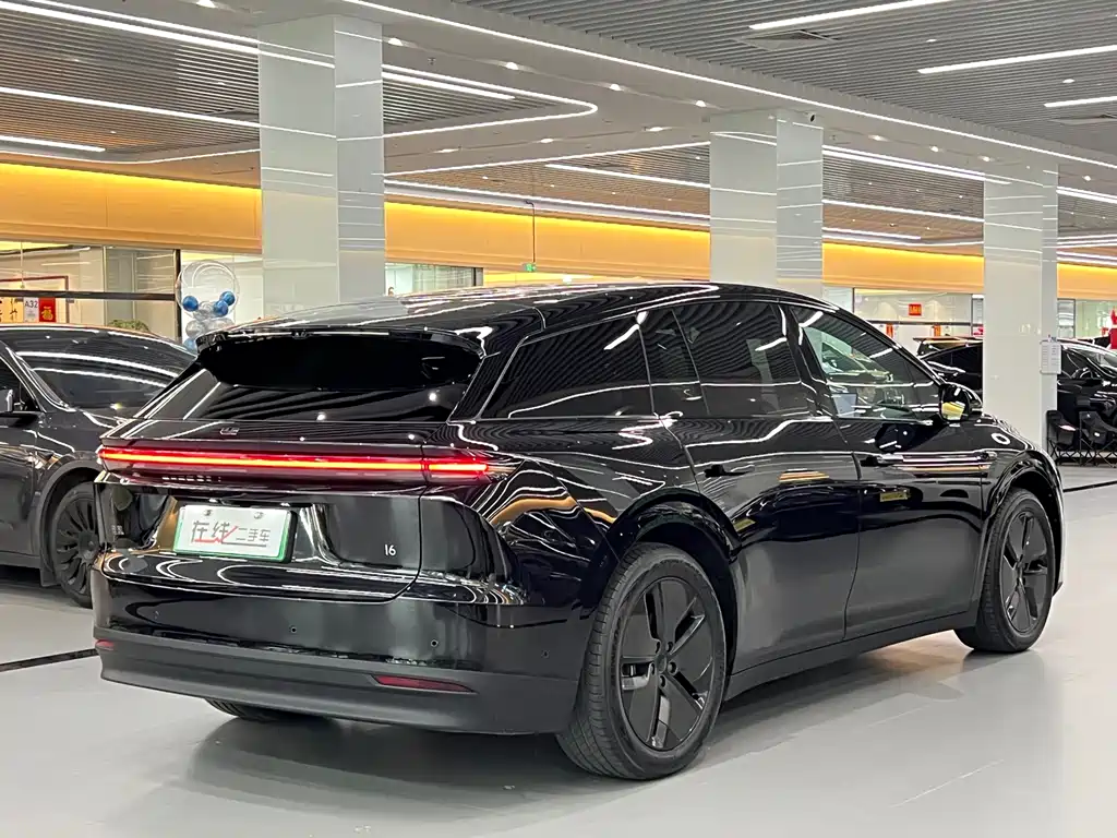 Li Auto Li Auto i6 2025 Standard Edition AWD 2025 - thumbnail 4