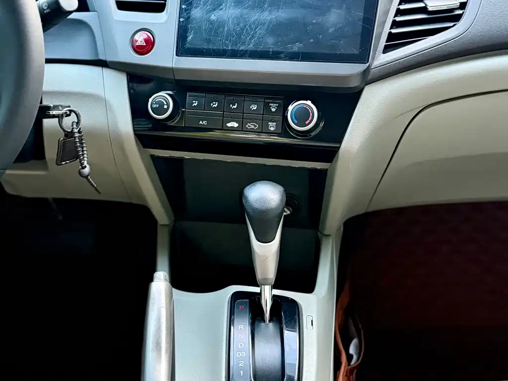 Honda Honda Civic 2013 10th Anniversary 1.8L Automatic Comfort Edition 2014 - thumbnail 21