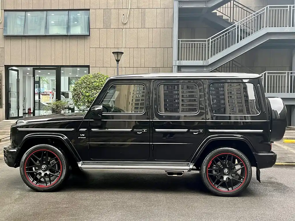 Mercedes-Benz Mercedes-Benz G-Class 2020 G 500 Time Capsule Special Edition 2020 - thumbnail 4