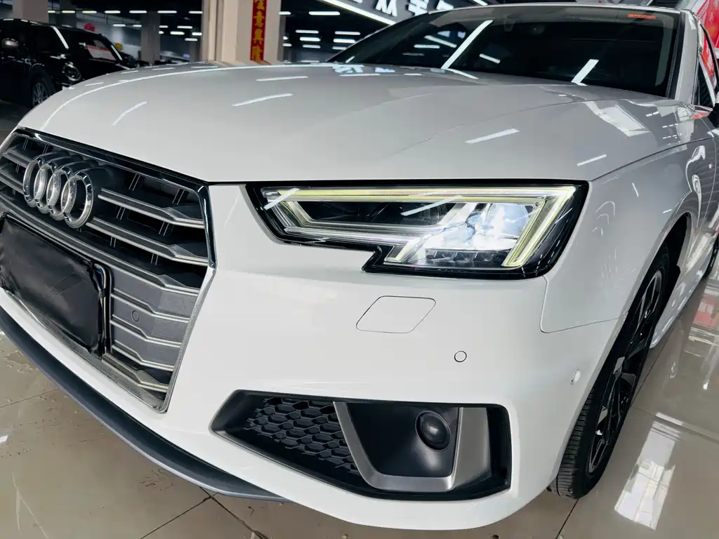 Audi Audi A4L 2019 40 TFSI Fashion Edition China V 2019 - thumbnail 3