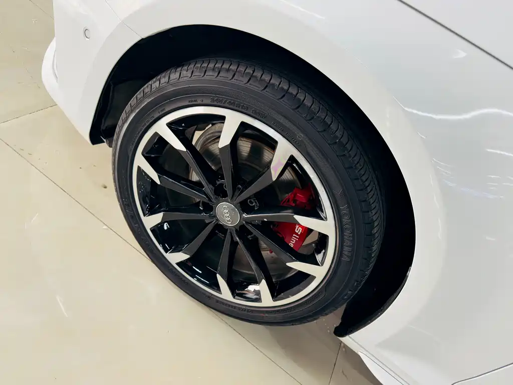 Audi Audi A4L 2019 40 TFSI Fashion Edition China V 2019 - thumbnail 4