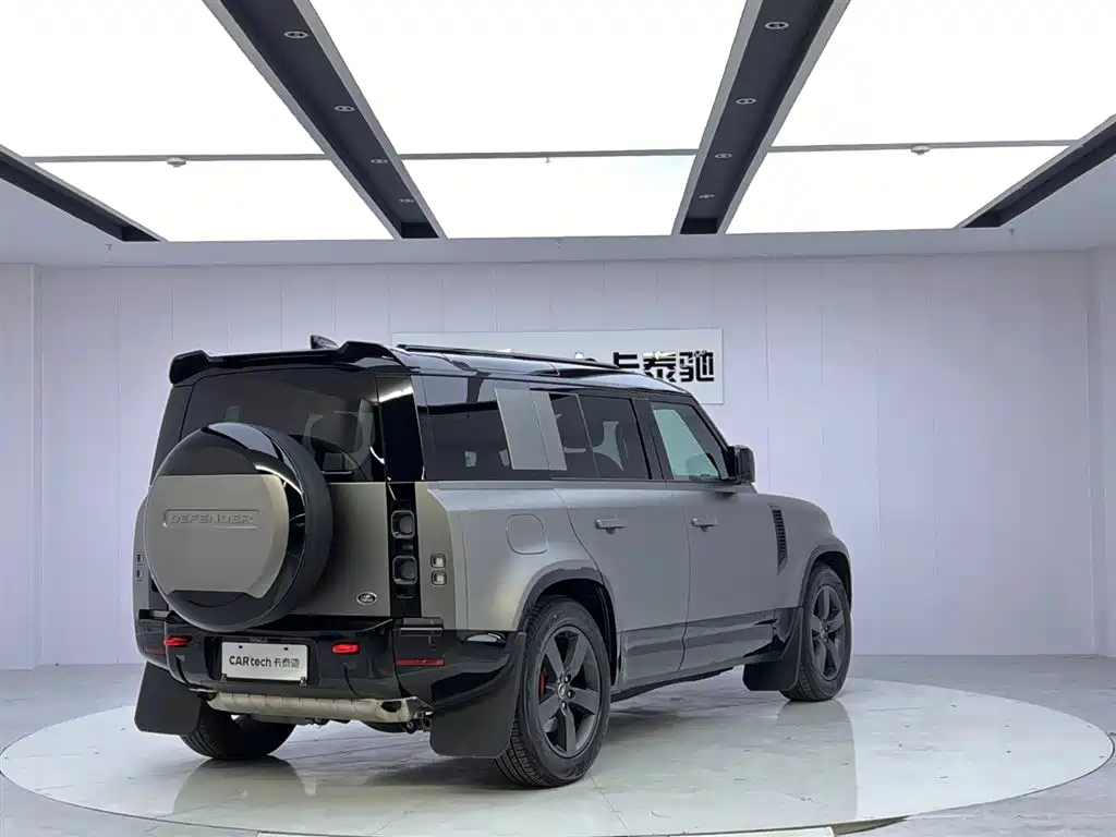 Land Rover Land Rover Defender 2025 110 3.0T P400 X 2024 - thumbnail 5