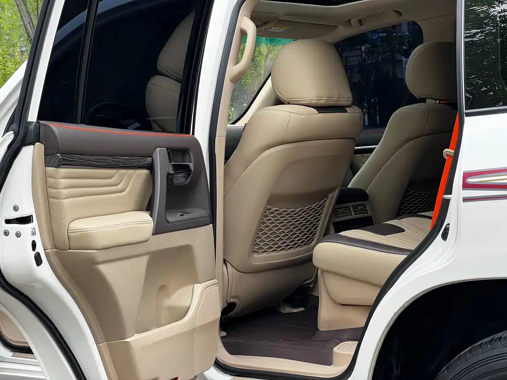 Toyota Land Cruiser 2012 4.0L Automatic VX 2016 - thumbnail 5