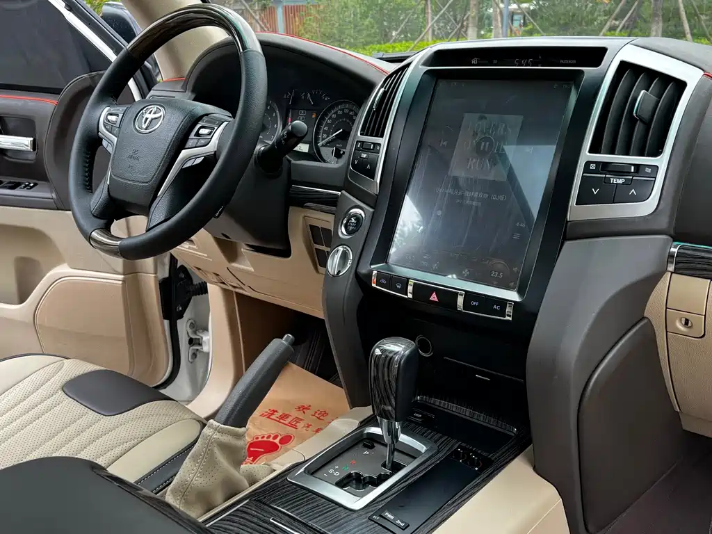 Toyota Land Cruiser 2012 4.0L Automatic VX 2016 - thumbnail 9