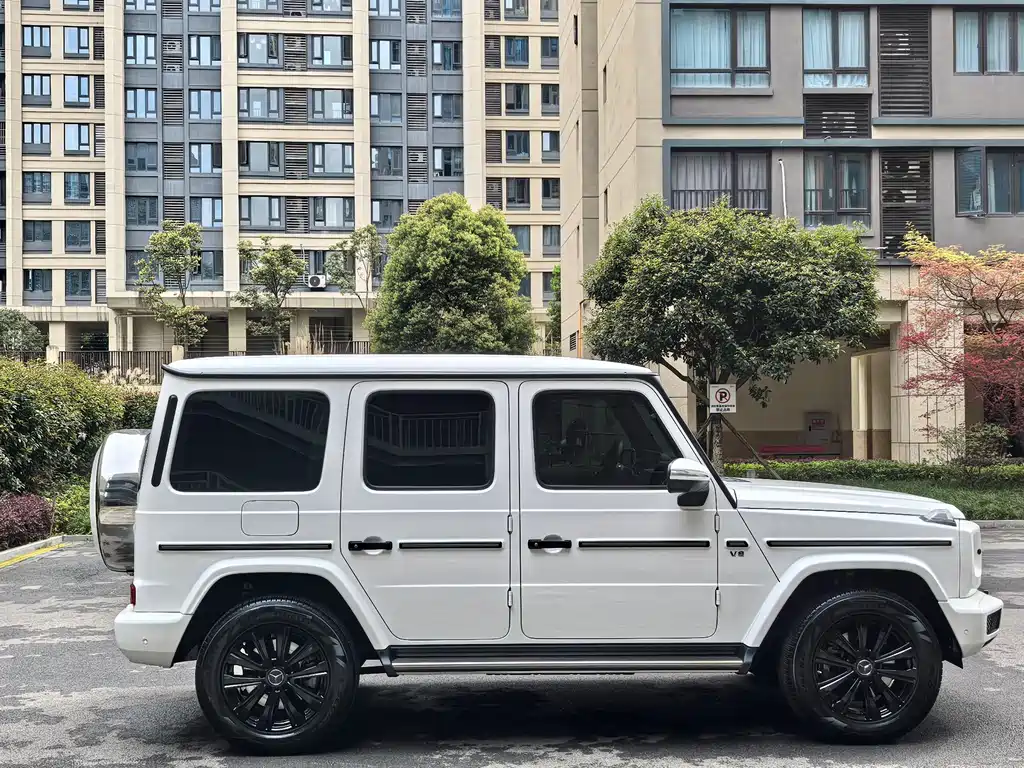 Mercedes-Benz Mercedes-Benz G-Class 2022 G 500 2022 - thumbnail 4