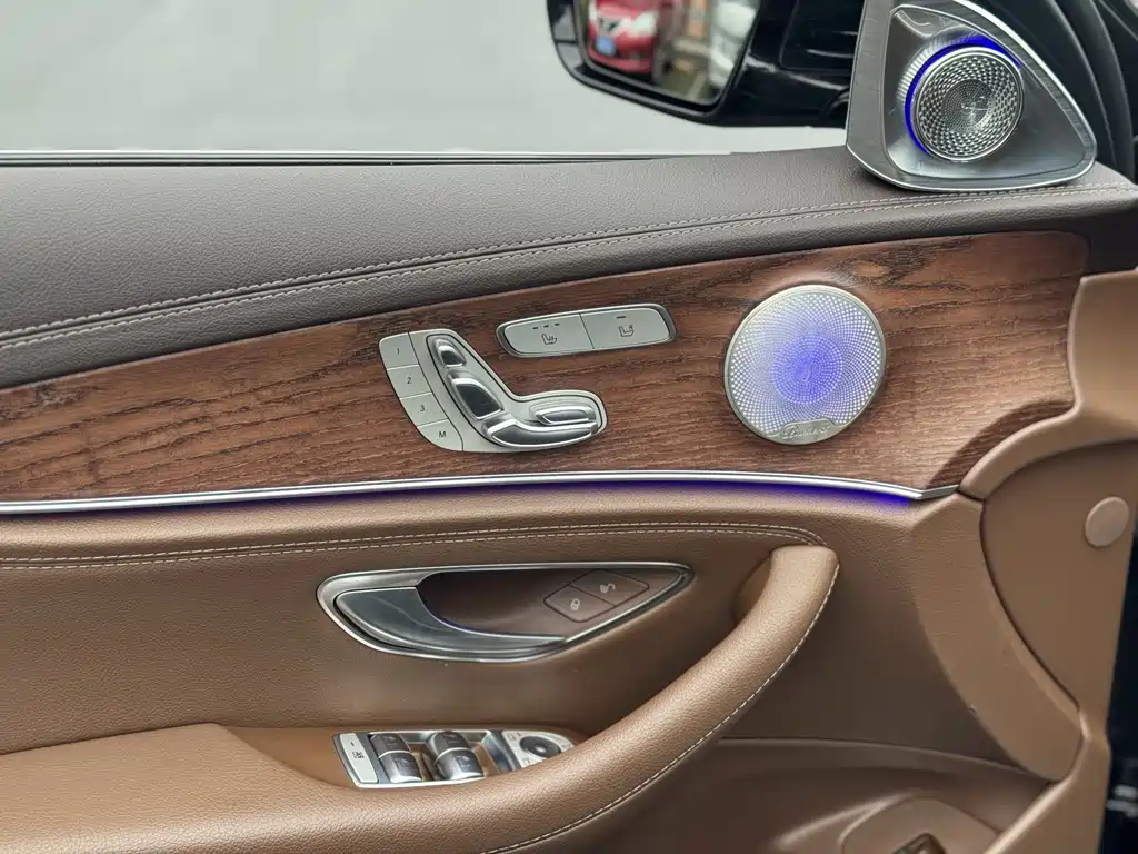 Mercedes-Benz Mercedes-Benz E-Class 2022 E 300 L Sport Fashion Edition 2022 - thumbnail 5