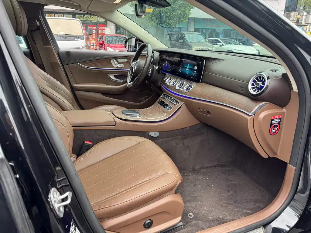 Mercedes-Benz Mercedes-Benz E-Class 2022 E 300 L Sport Fashion Edition 2022 - thumbnail 11