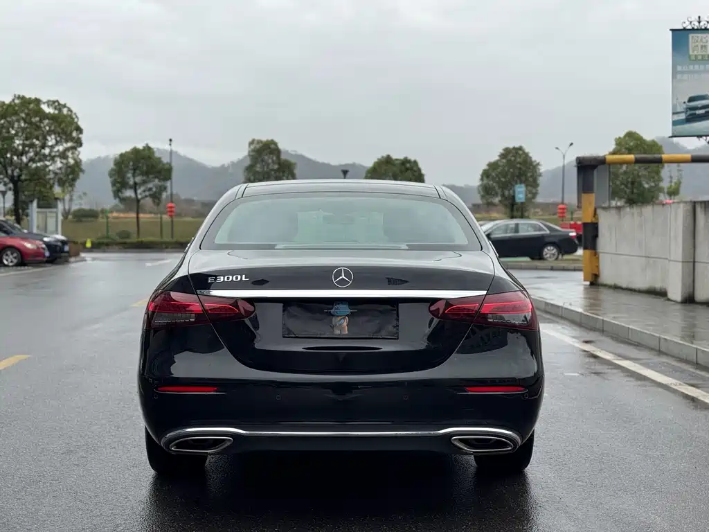 Mercedes-Benz Mercedes-Benz E-Class 2022 E 300 L Sport Fashion Edition 2022 - thumbnail 15