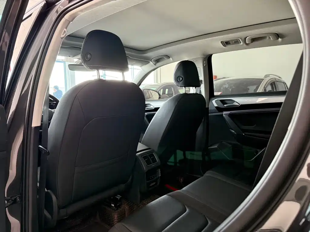 Volkswagen Tayron 2022 280TSI 2WD Luxury Intelligent Connection Edition 2022 - thumbnail 8