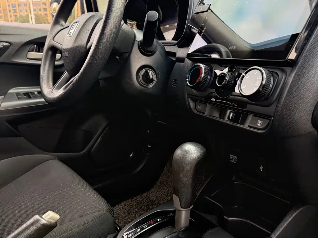 Honda Honda Fit 2018 1.5L CVT Comfort Edition 2018 - thumbnail 13