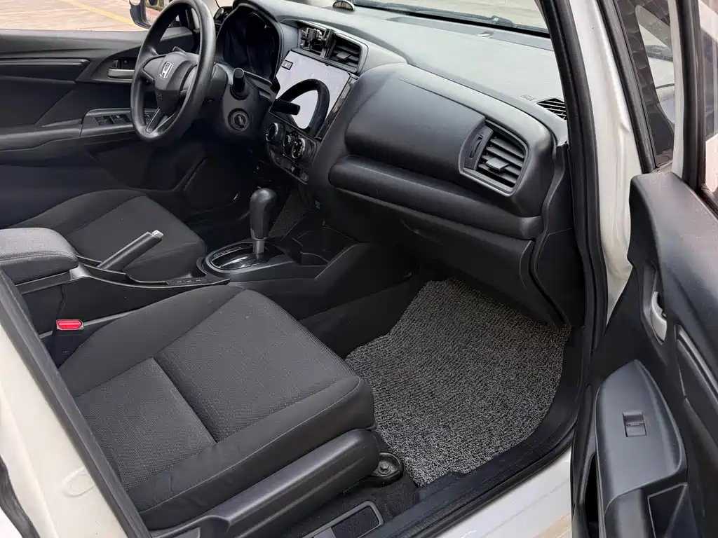 Honda Honda Fit 2018 1.5L CVT Comfort Edition 2018 - thumbnail 17