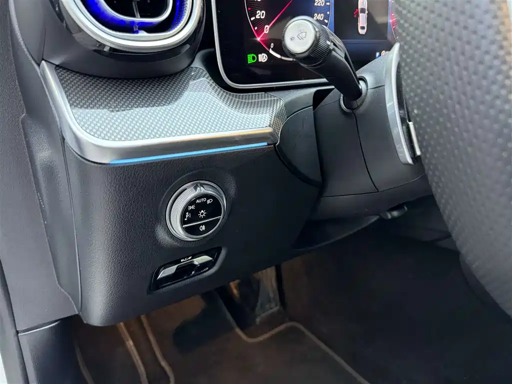 Mercedes-Benz Mercedes-Benz C-Class 2024 Facelift C 260 L Sport Edition 2024 - thumbnail 15