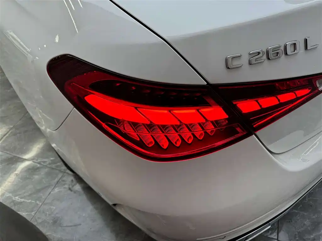 Mercedes-Benz Mercedes-Benz C-Class 2024 Facelift C 260 L Sport Edition 2024 - thumbnail 17
