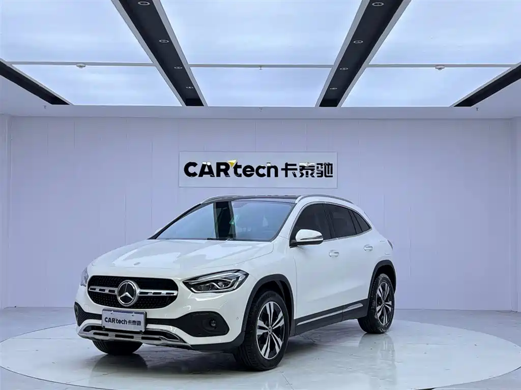 Mercedes-Benz Mercedes-Benz GLA 2020 GLA 200 2020