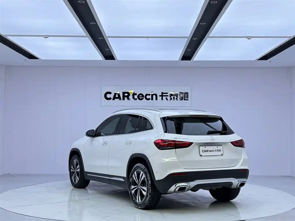 Mercedes-Benz Mercedes-Benz GLA 2020 GLA 200 2020 - thumbnail 3