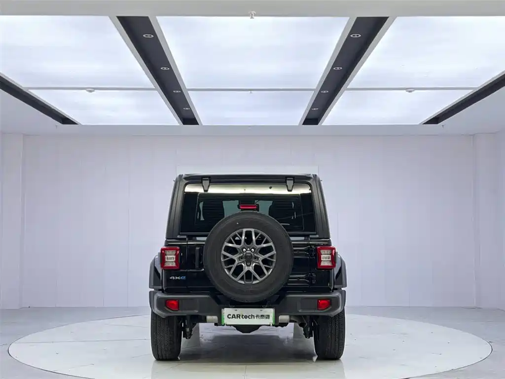 Jeep Jeep Wrangler 4xe Sahara 2021 4-Door 2.0T 2023 - thumbnail 4
