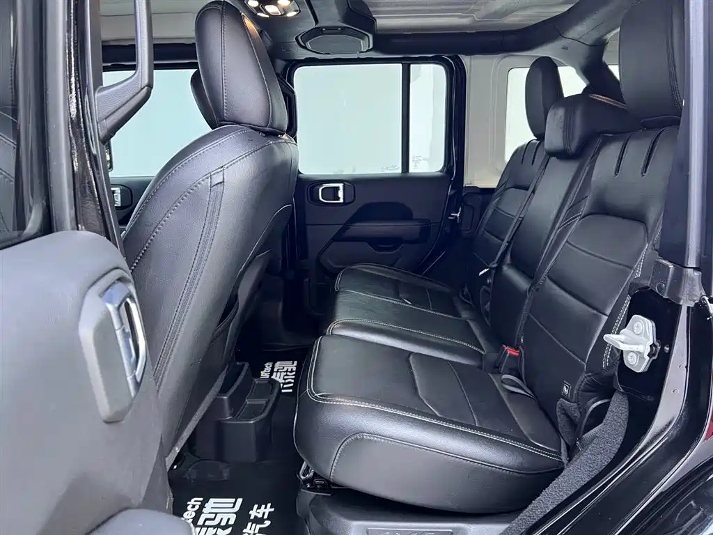 Jeep Jeep Wrangler 4xe Sahara 2021 4-Door 2.0T 2023 - thumbnail 17