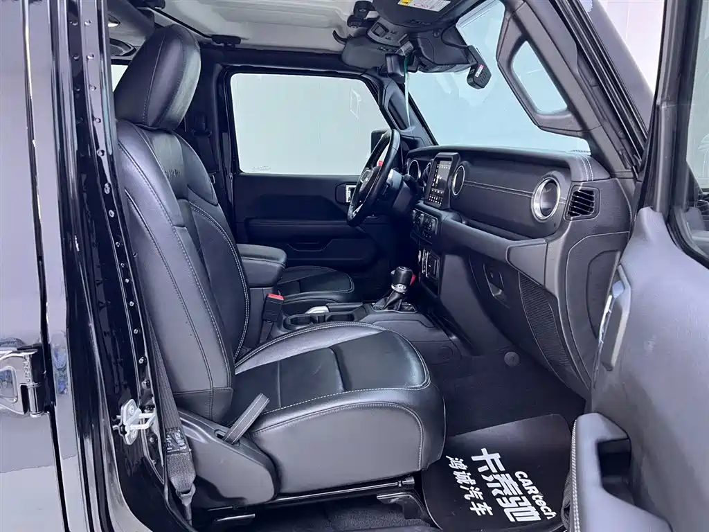 Jeep Jeep Wrangler 4xe Sahara 2021 4-Door 2.0T 2023 - thumbnail 18