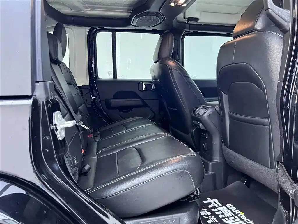 Jeep Jeep Wrangler 4xe Sahara 2021 4-Door 2.0T 2023 - thumbnail 20