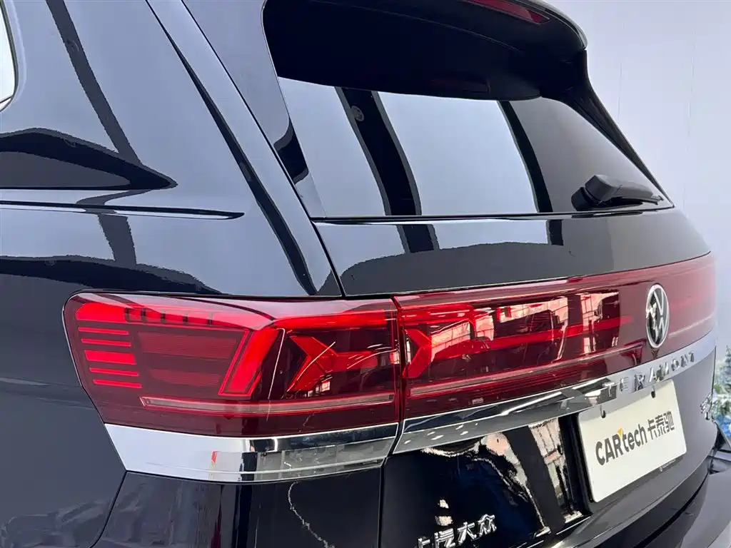 Volkswagen Teramont 2024 380TSI 4Motion Dragon Edition 2024 - thumbnail 11