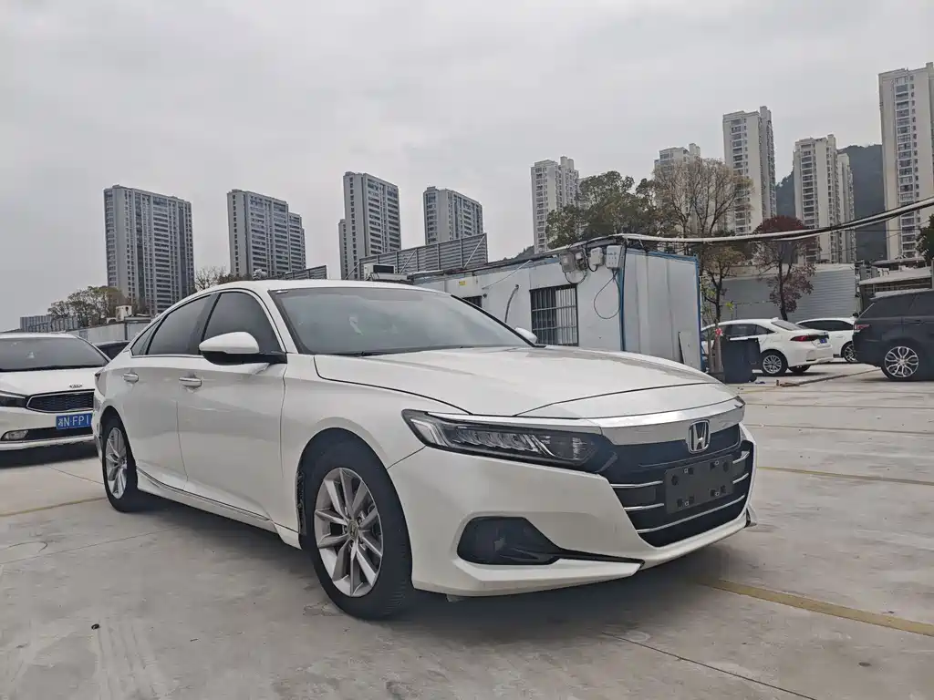 Honda Honda Accord 2022 260TURBO Luxury Edition 2022 - thumbnail 3