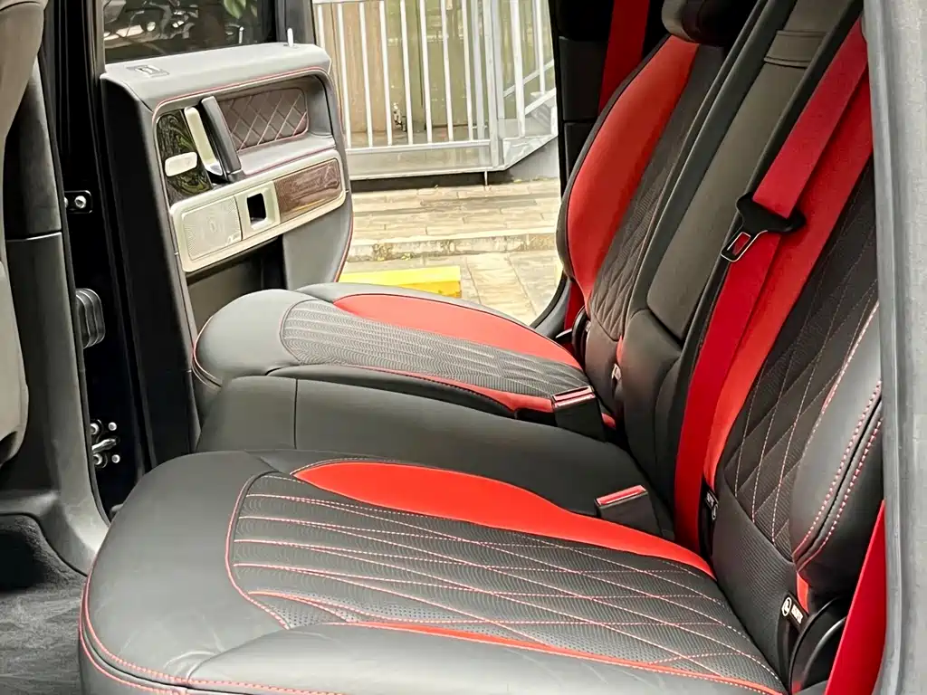 Mercedes-Benz Mercedes-Benz G-Class AMG 2019 Model Year Facelift AMG G 63 Pioneer Special Edition 2019 - thumbnail 14
