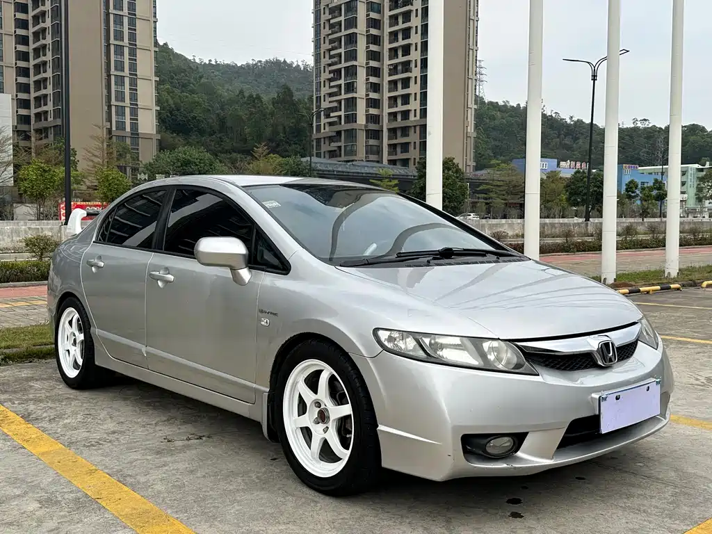 Honda Honda Civic 2009 1.8L Manual Comfort Edition 2010 - thumbnail 3
