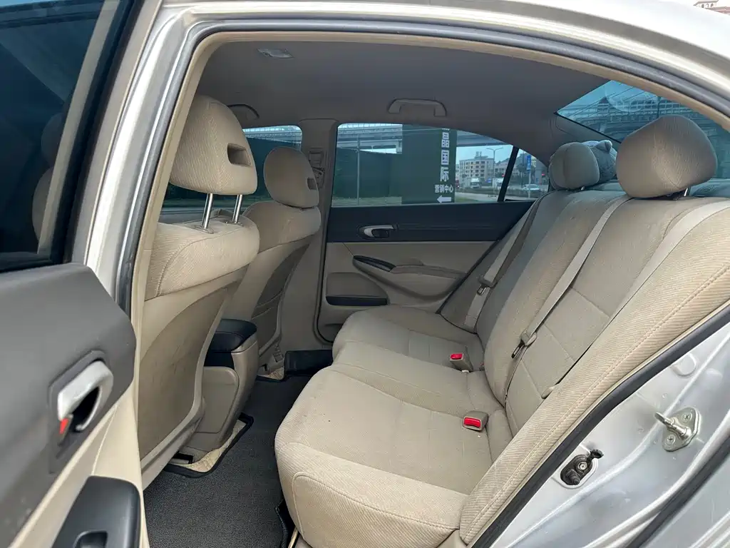 Honda Honda Civic 2009 1.8L Manual Comfort Edition 2010 - thumbnail 6