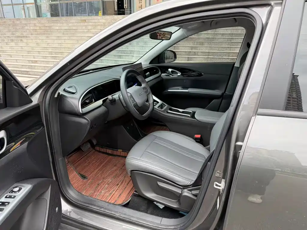 Geely Galaxy Geely Xingyuan 2025 Model 310km Dream Edition 2025 - thumbnail 6