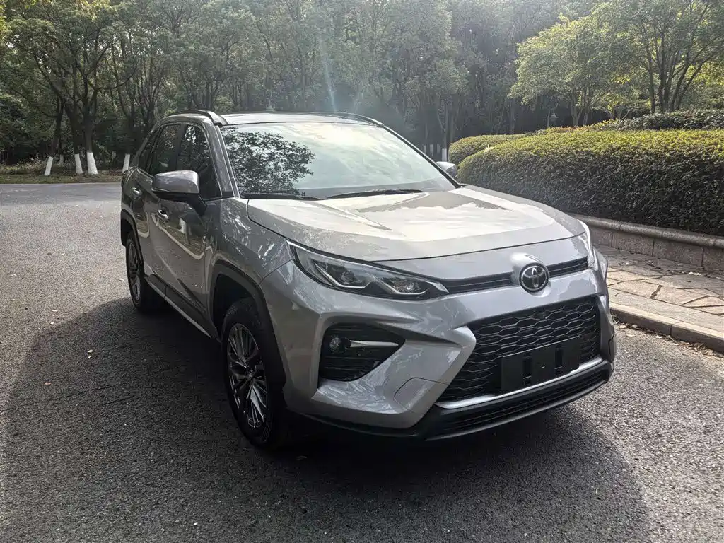 Toyota Venza 2023 2.0L CVT AWD Luxury Plus Edition 2024 - thumbnail 2