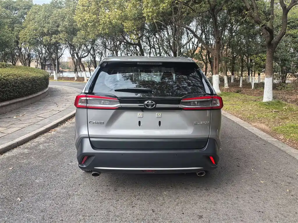 Toyota Venza 2023 2.0L CVT AWD Luxury Plus Edition 2024 - thumbnail 5
