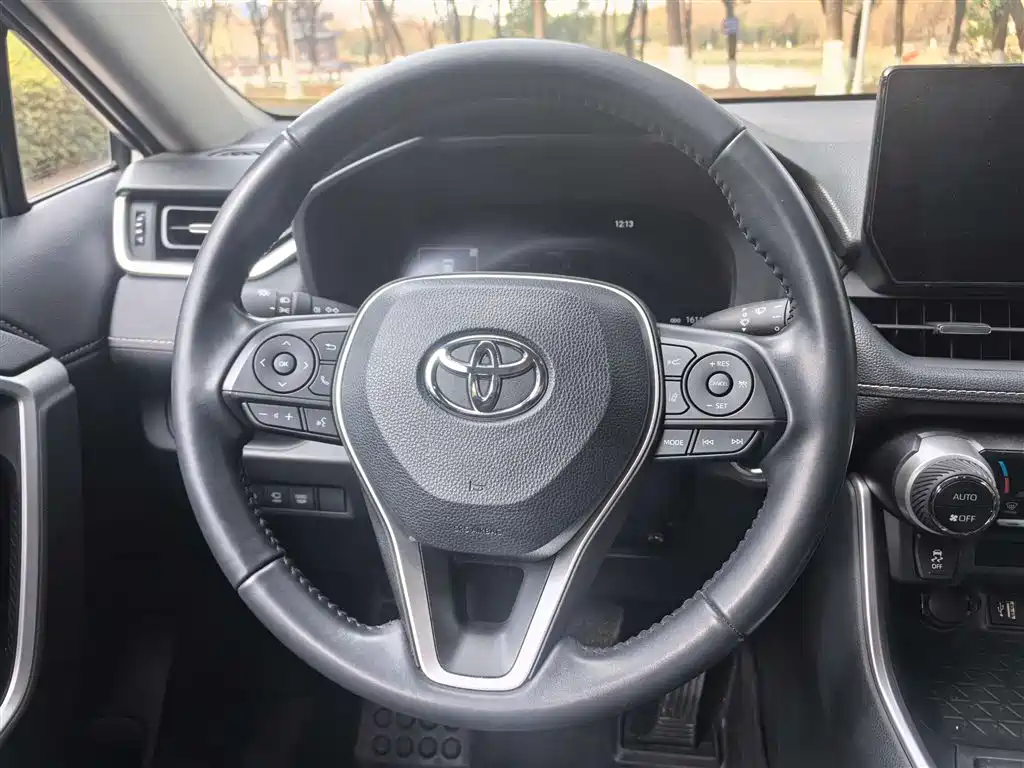 Toyota Venza 2023 2.0L CVT AWD Luxury Plus Edition 2024 - thumbnail 7