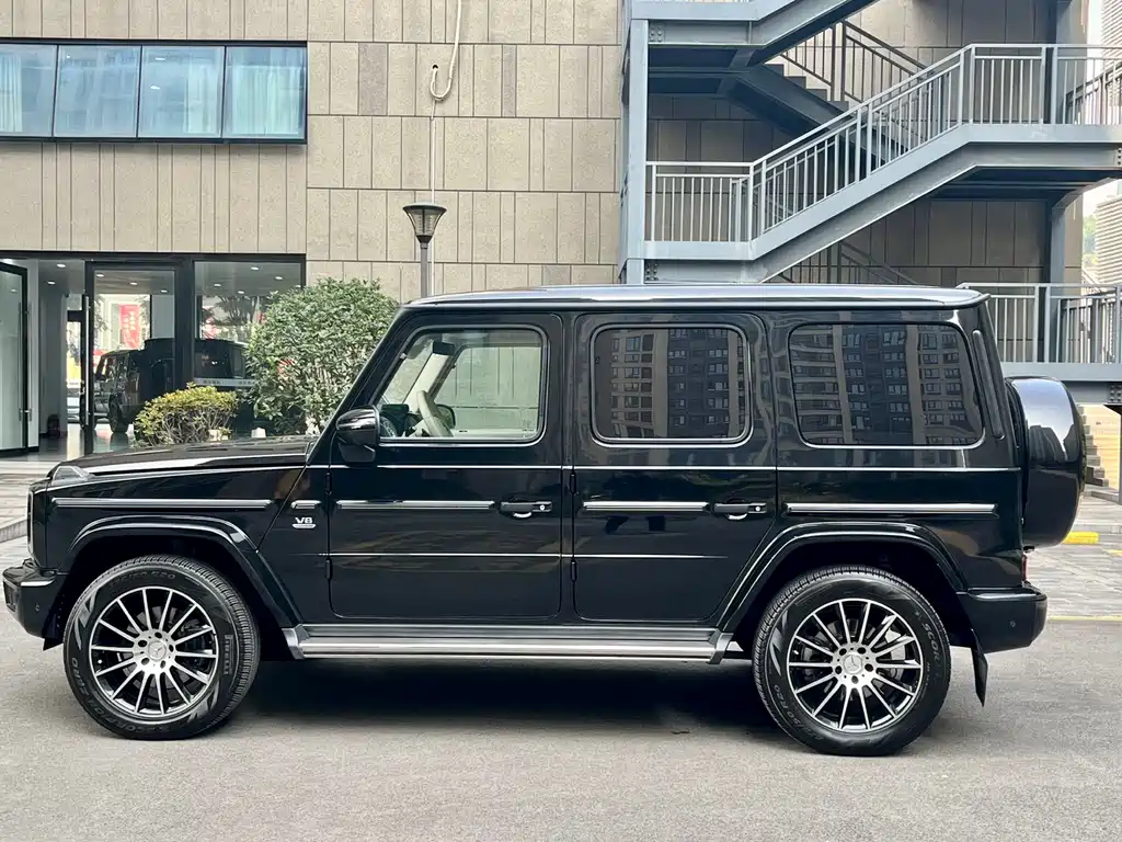 Mercedes-Benz Mercedes-Benz G-Class 2020 G 500 Timeless Special Edition 2020 - thumbnail 4