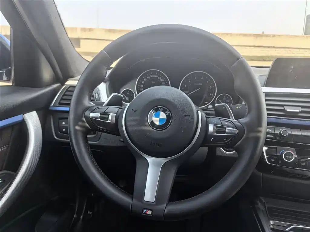 BMW BMW 3 Series 2018 320Li xDrive Fashion Edition 2019 - thumbnail 9