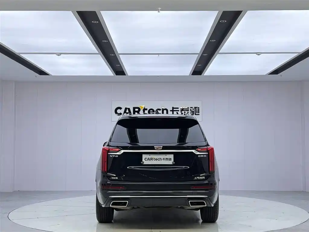 Cadillac Cadillac XT6 2022 2.0T AWD Luxury 7-seater 2023 - thumbnail 4